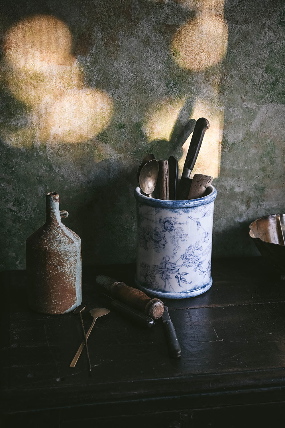 Hand-Painted Ceramic Crock - Blue Garden