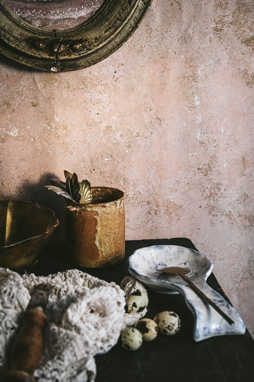 Hand-Painted Ceramic Spoon Rest - Blue Garden