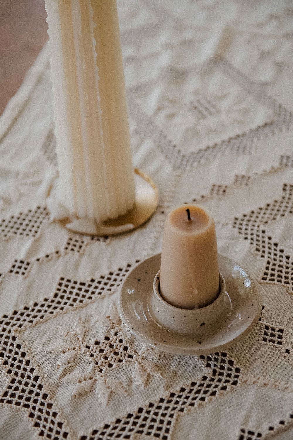 Heirloom Embroidered Table Throw No. 6270