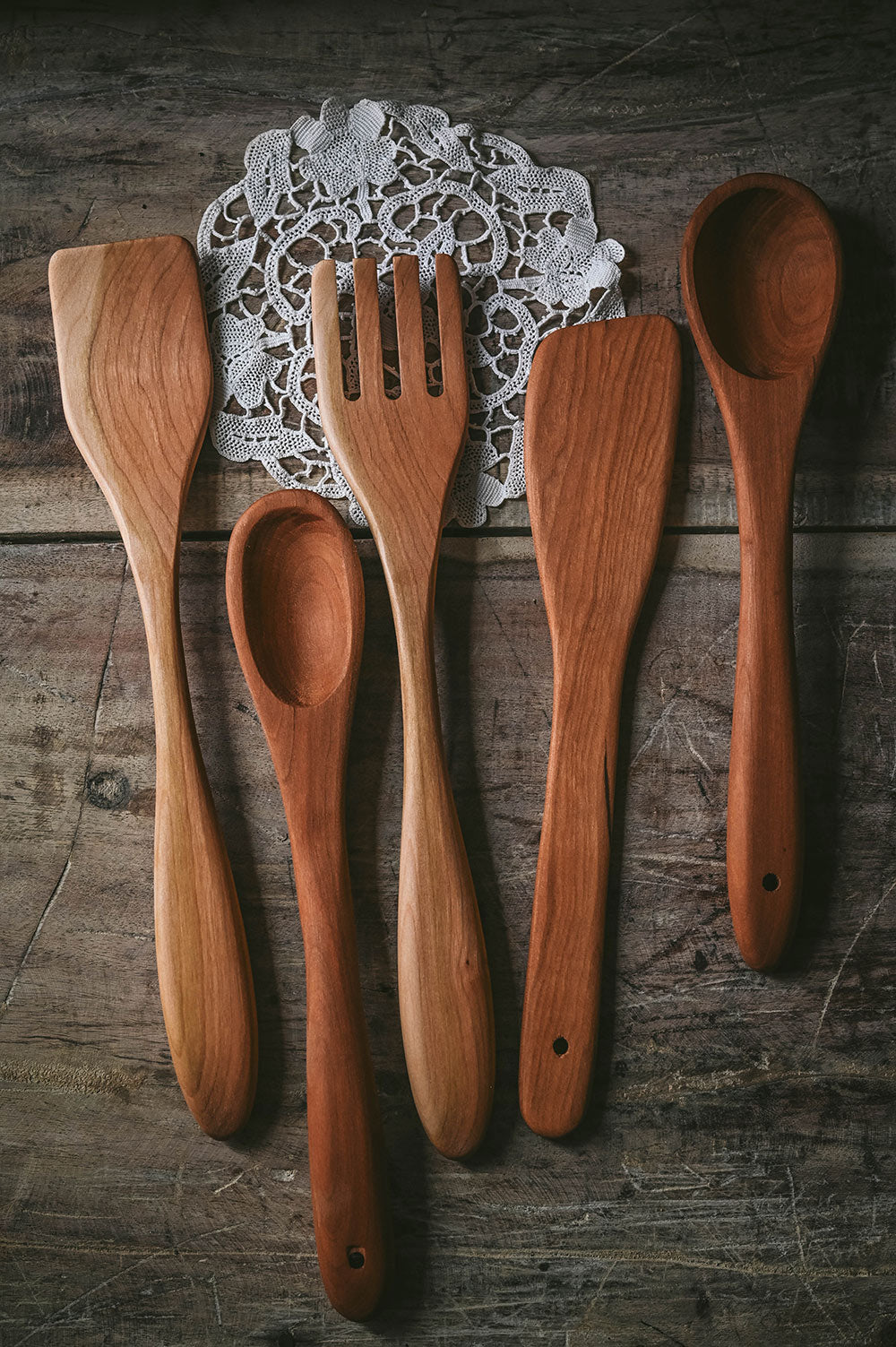 Roan Iris Cherry Wood Serving Set