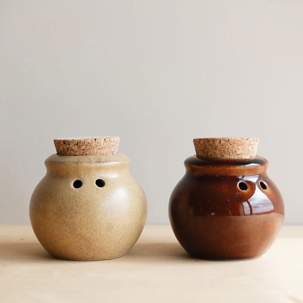 Ceramic Garlic Keeper - Cork Top