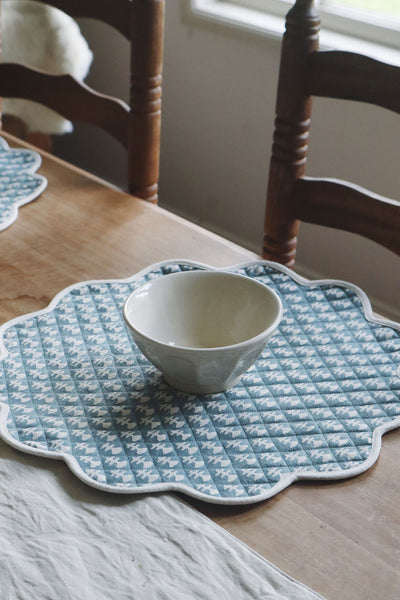 Quilted Scallop Placemat