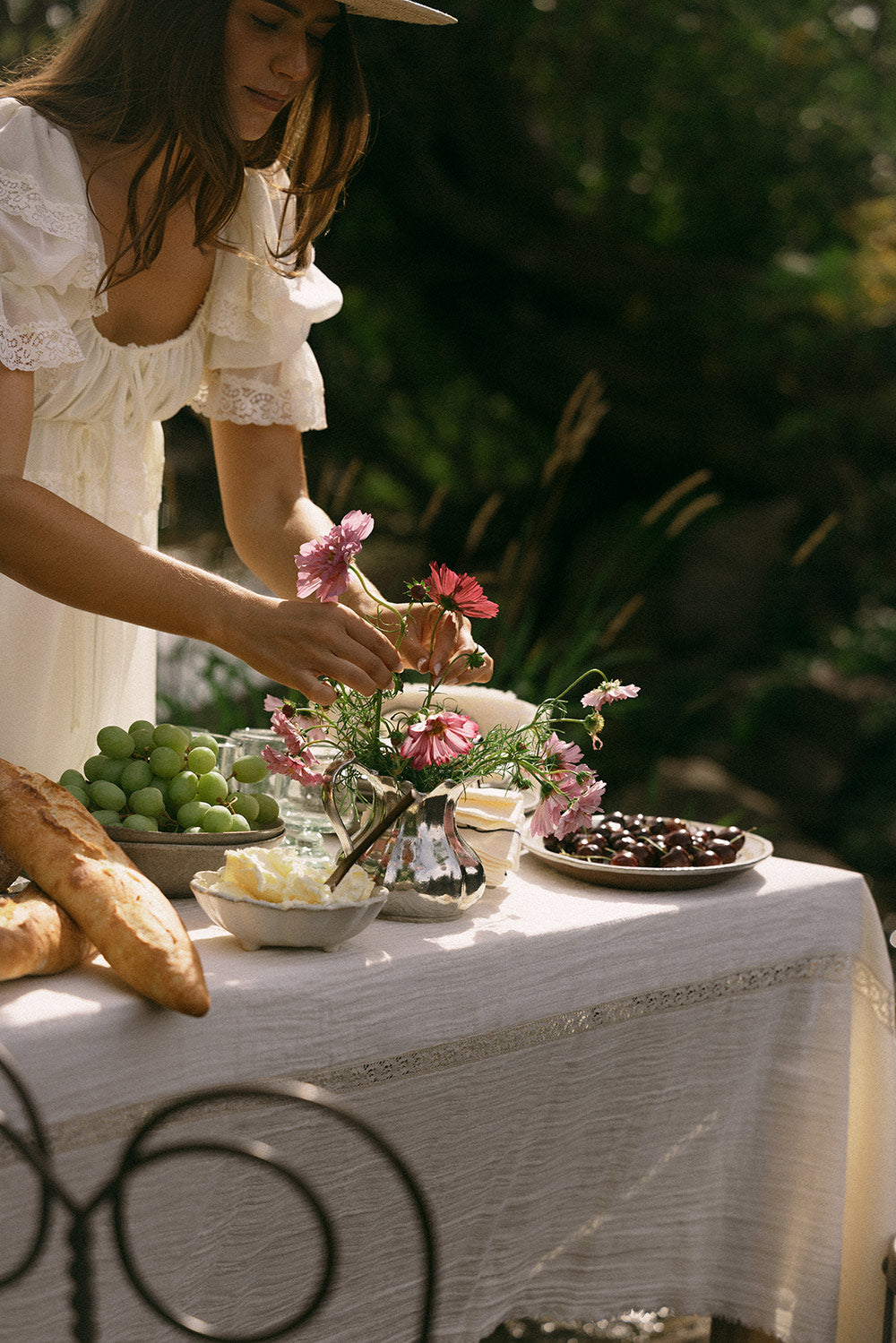 Flower Lace Frame Tablecloth