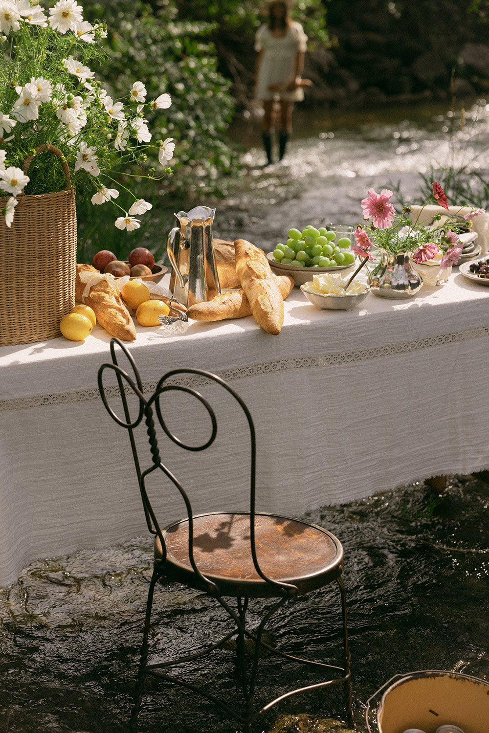 Flower Lace Frame Tablecloth