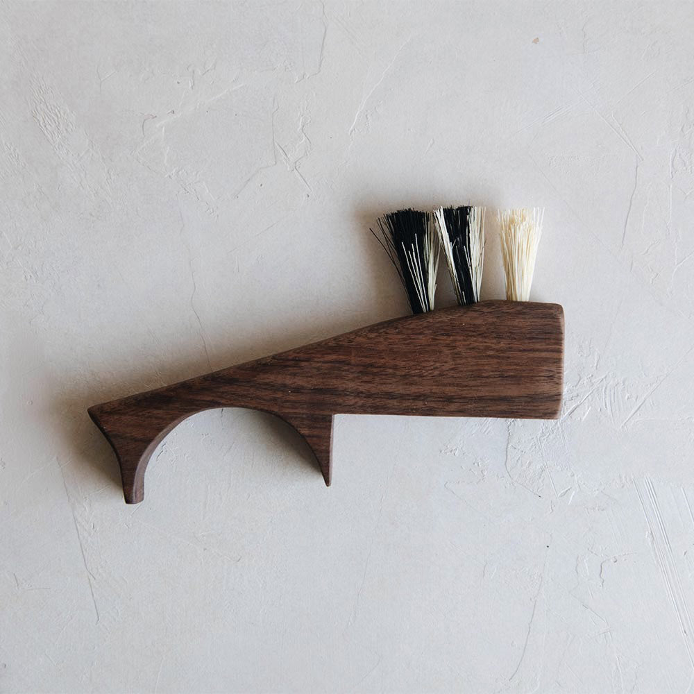 Medium Wooden Counter Brush No. MT0978