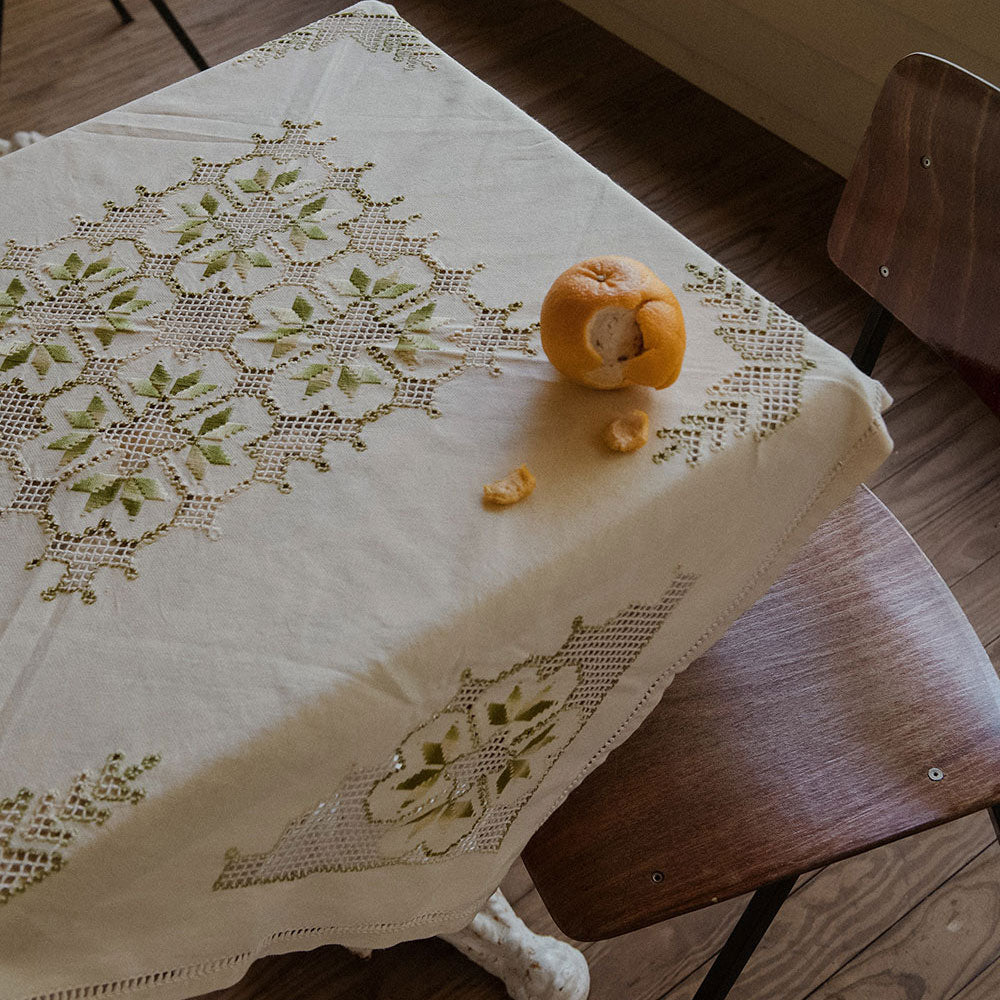 Heirloom Embroidered Table Throw No. 6267