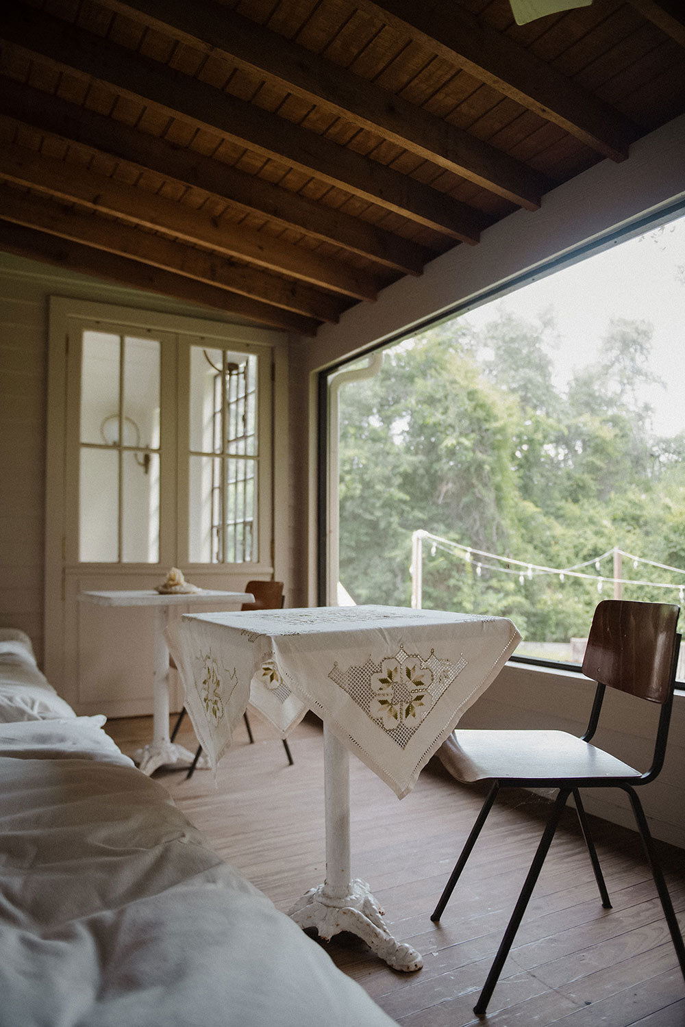 Heirloom Embroidered Table Throw No. 6267