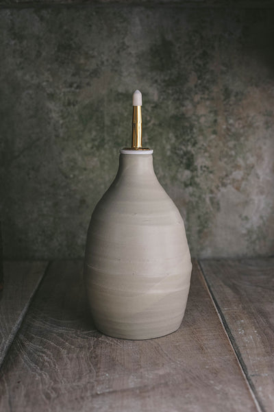 Everyday Ceramic Oil Bottle - Pistachio