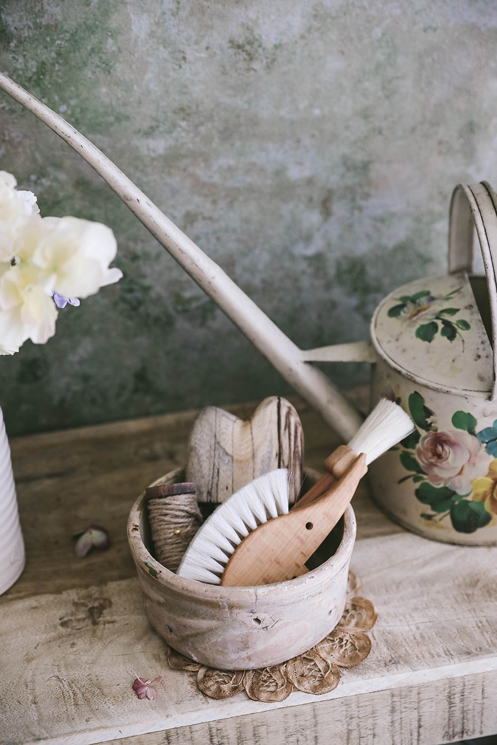 Hedgehog Table Brush