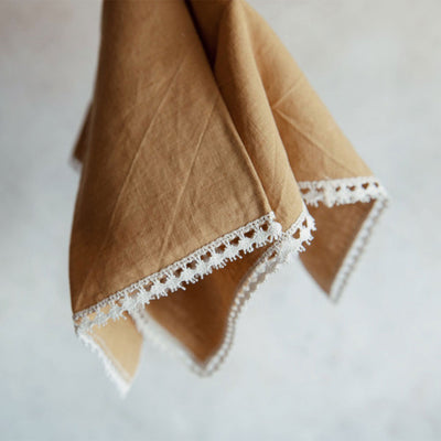 Linen & Lace Napkin Set