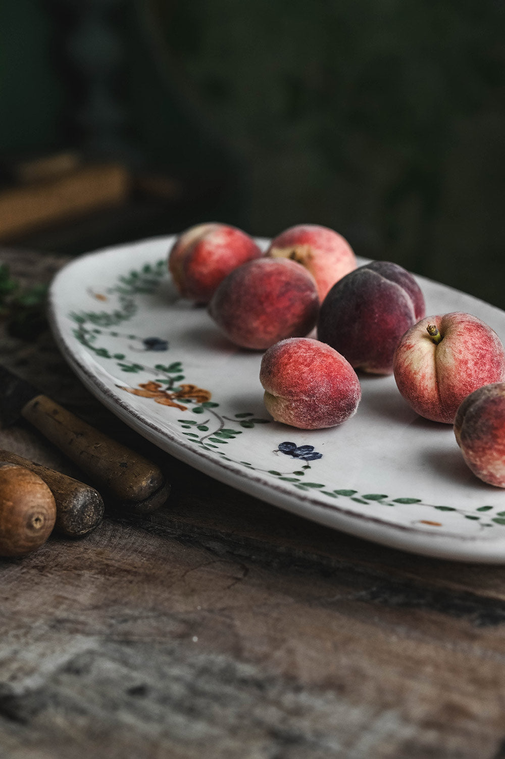 Hand-Painted Oval Ceramic Vine Platter