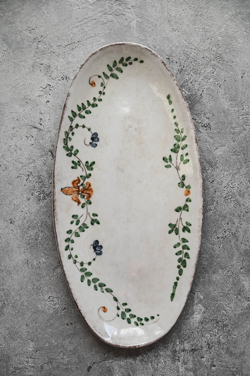 Hand-Painted Oval Ceramic Vine Platter