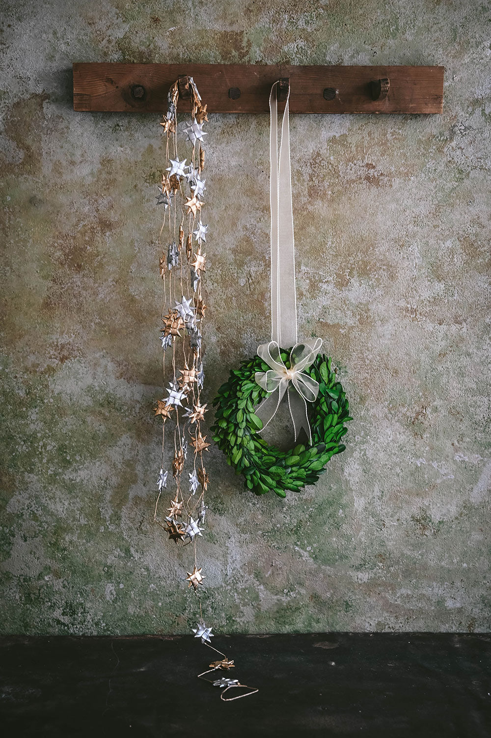 Palm Leaf Star Garland - Gold & Silver