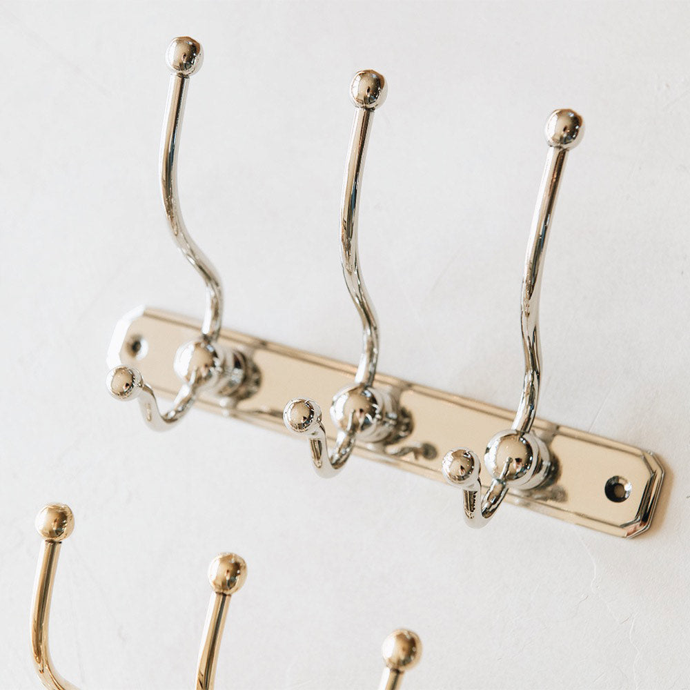 Willow Triple Hook Plate Rail