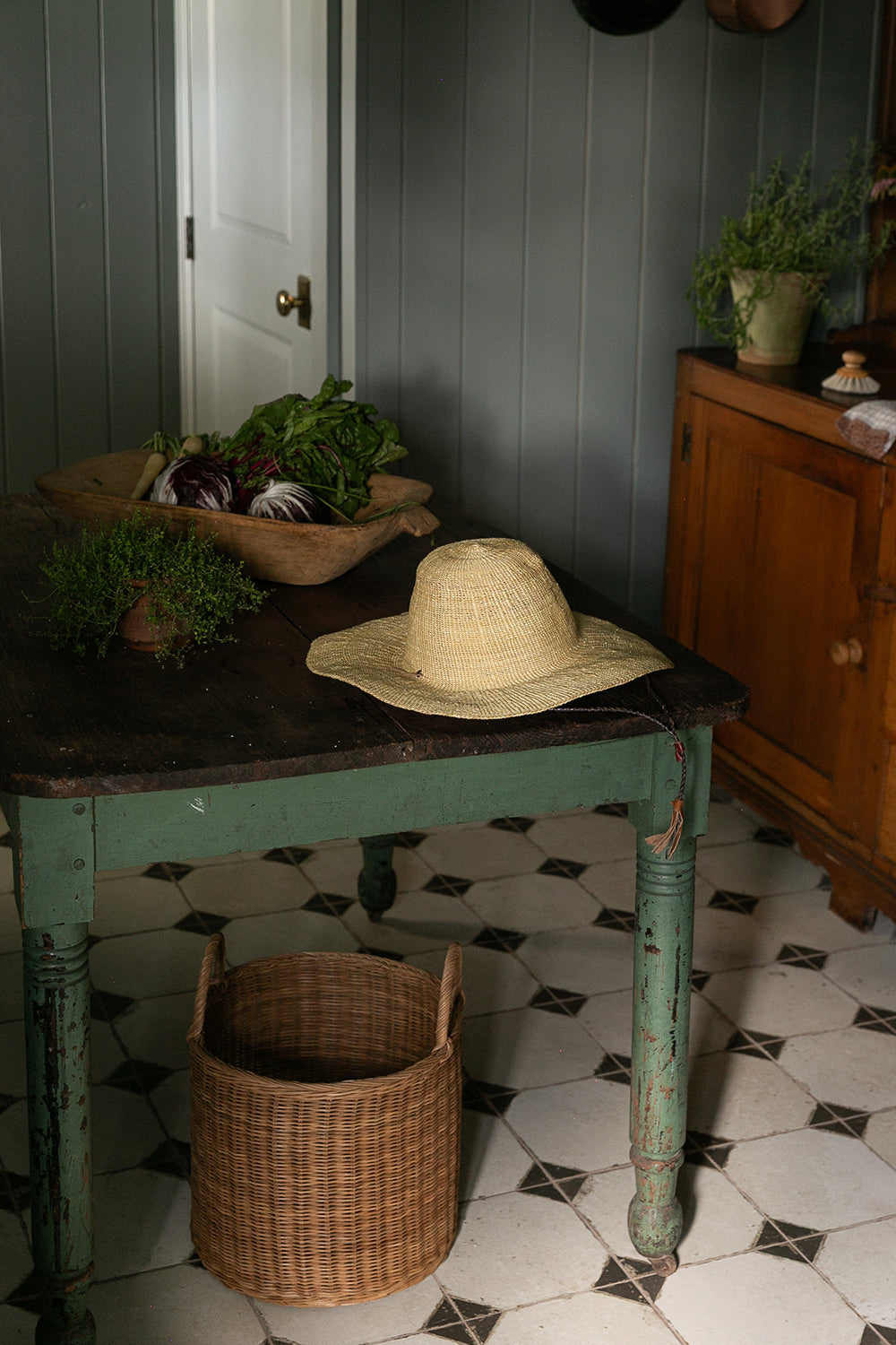 Lolo Rattan Basket