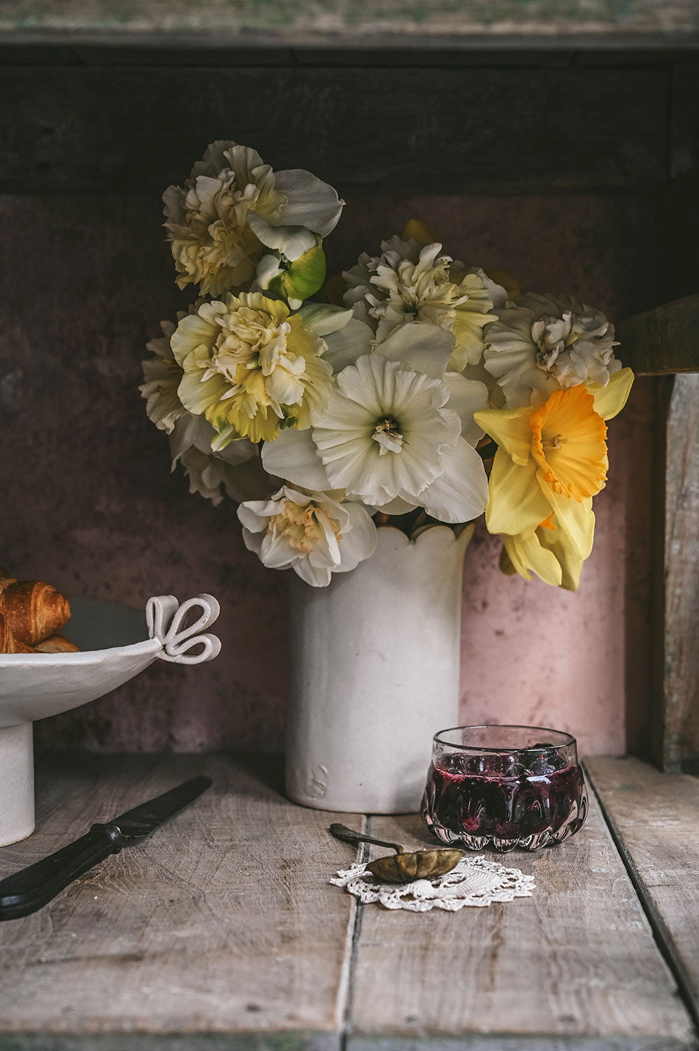 Scallop Ceramic Vase