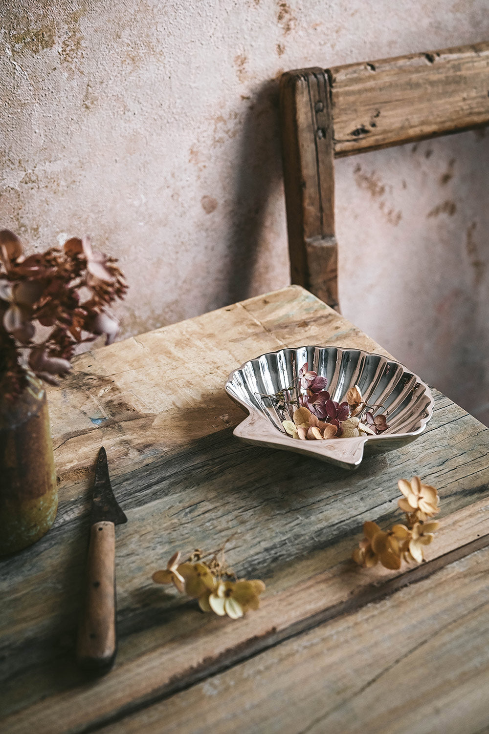 Roan Iris Shell Dish