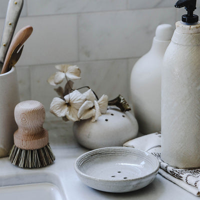 Simple Ceramic Dish Brush Holder