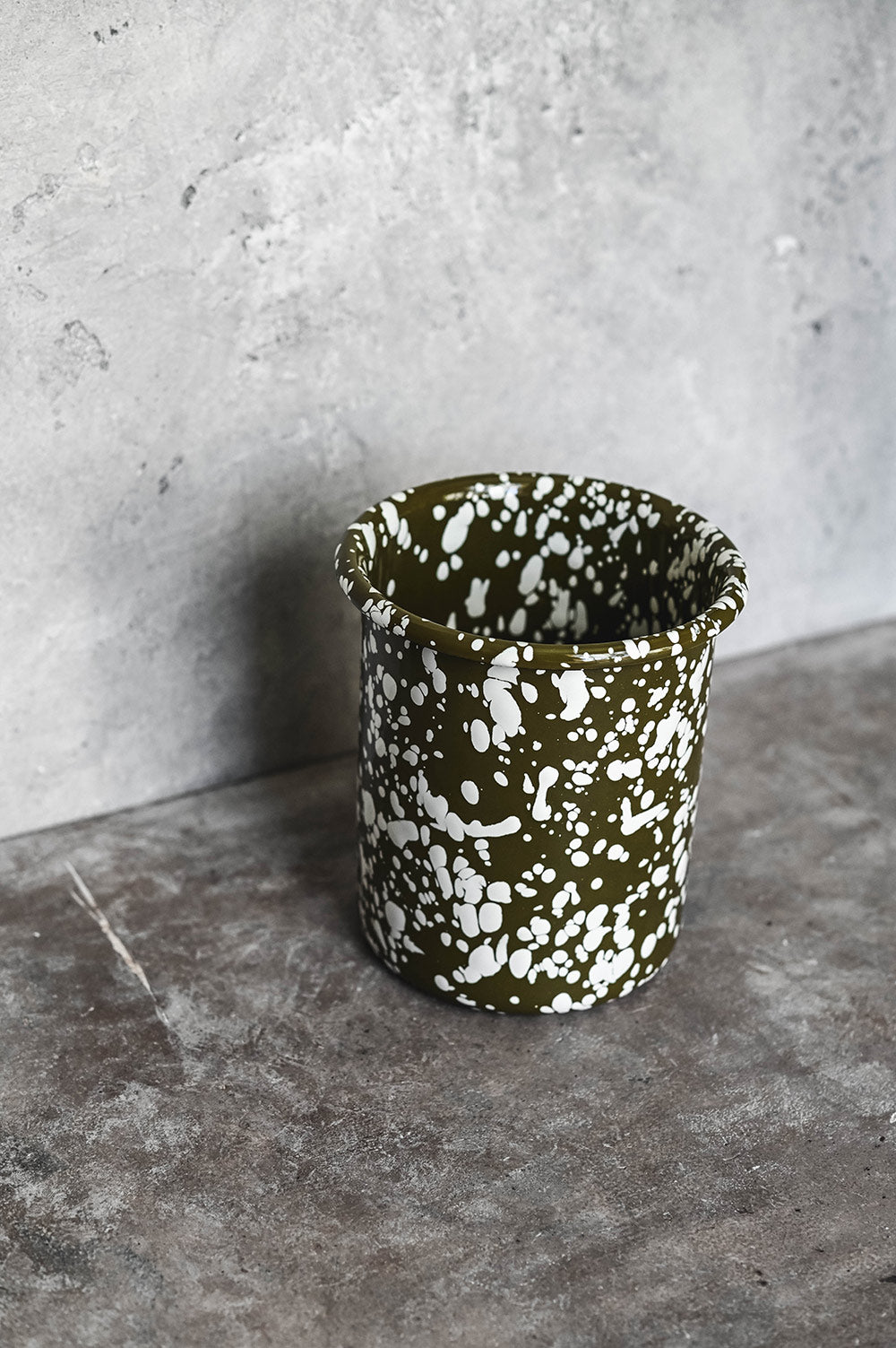 Splatterware Enamel Utensil Crock - Moss