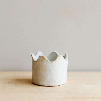Wave Ceramic Match Holder