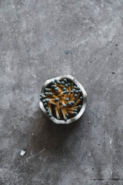 Wave Ceramic Match Holder