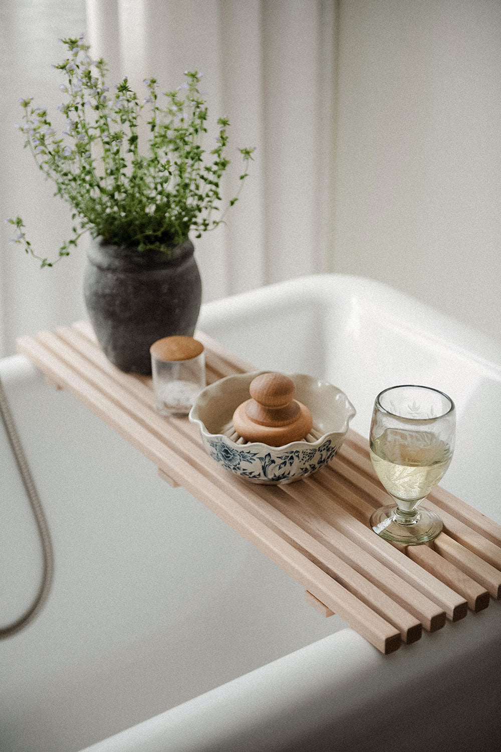 Wooden Bathtub Caddy