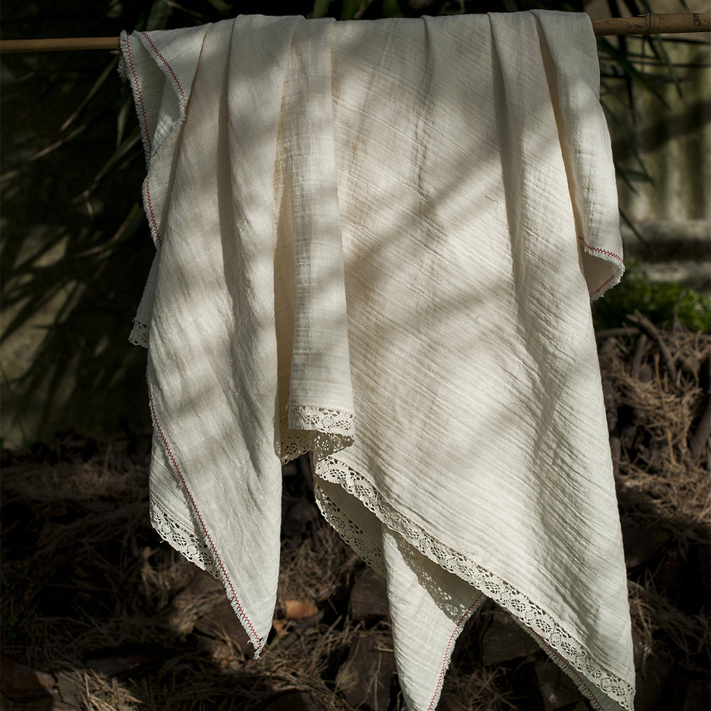 Cotton & Lace Tablecloth