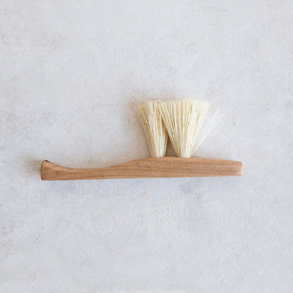 Small Wooden Counter Brush No. MT0961