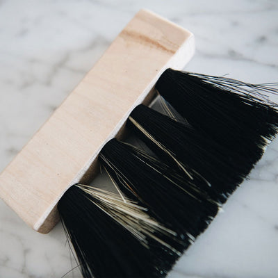 Medium Wooden Counter Brush No. MT0936